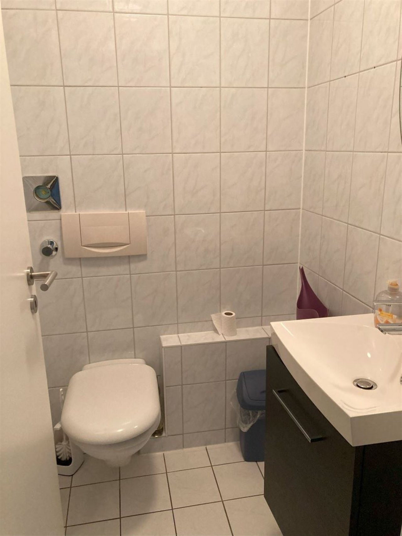 WC WC